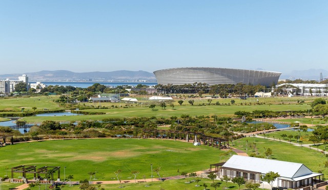Luxurious Exclusive 4 Bedroom Penthouse Cape Town