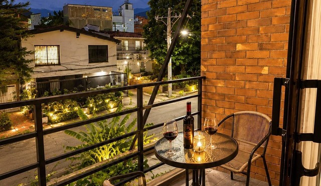 Luxury Duplex Loft AC Rooftop Jacuzzi Laureles