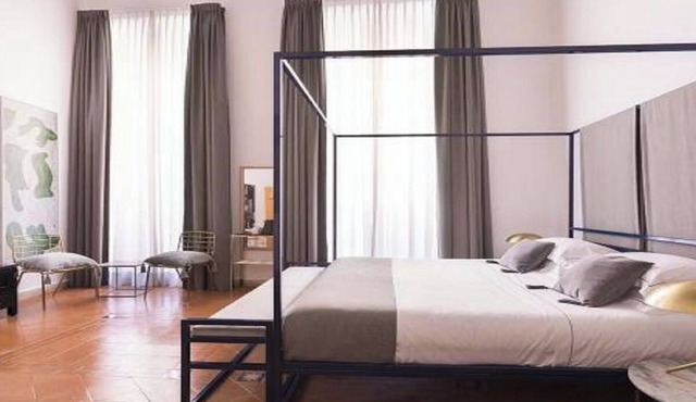 Luxury Renaissance Palazzo in Rome's Historic Heart