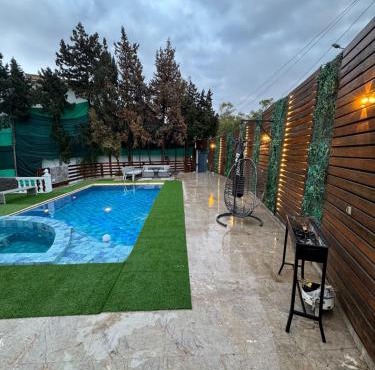 Luxury Villa with Pool 2 Min to Beach