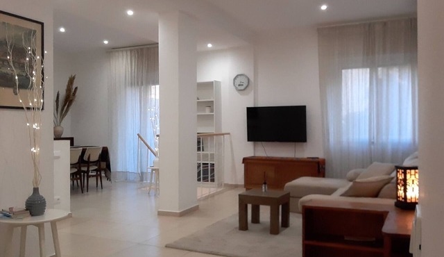 Magnificent Apartment in Downtown Ostia