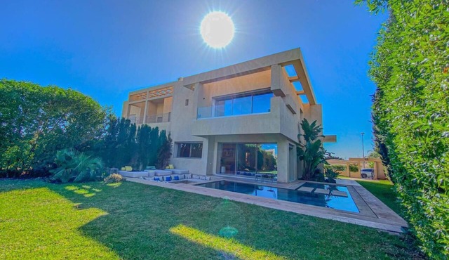 Magnifique villa situé dans le Golf d'Argan - Proche centre ville