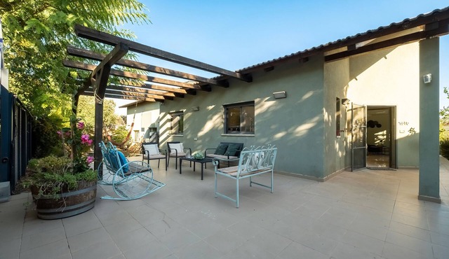 Mamad Galilee Garden Stay with Stunning Views