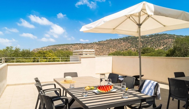 Mamad Keshet Eilon Peaceful Views Suite