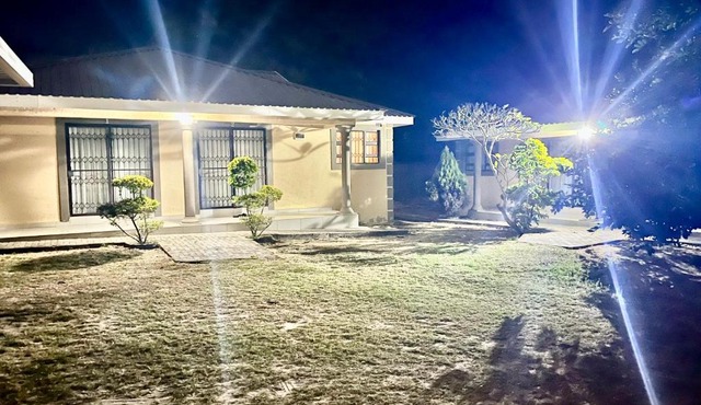 Mashobs Villa & Suites in KwaZamazama
