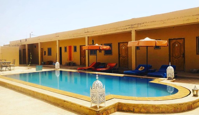 Merzouga Hotel & Camp