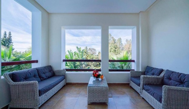 Mnar CASTLE for 3 Pers in 2 Rooms Suite Sea View