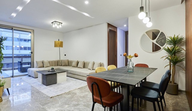 Modern 2 Bed in Casa Finance City W/Free Parking