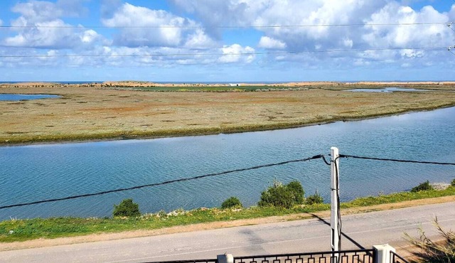 Modern apart no2 with breathtaking views of the water