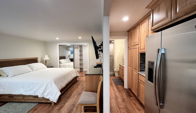 Modern New Studio with All Amenities! in Klamath Falls