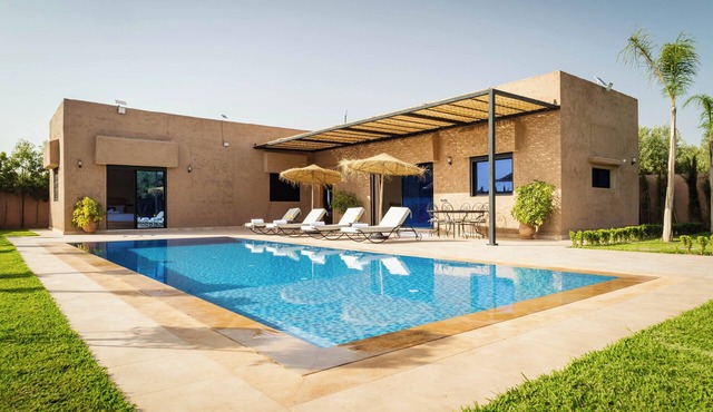 Modern Villa Marrakech - Private Pool, Chef & Atlas Views