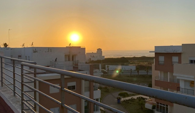 Nice apartment 100m walk to the water