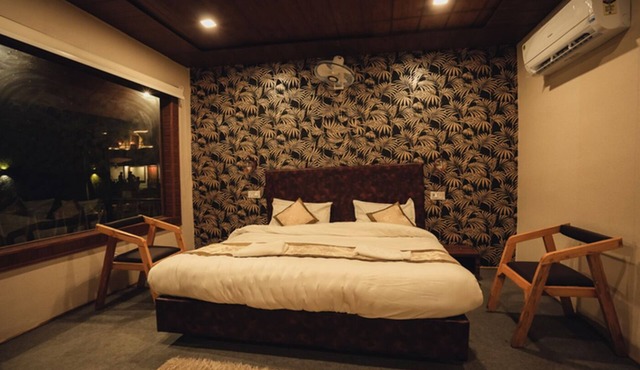 Night in Paradise