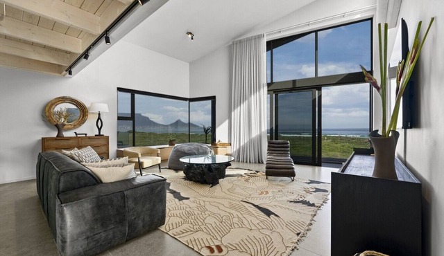 Ocean 9 Beachfront Residence