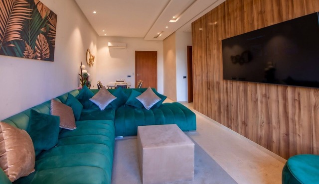 Oh my Bnb: Appart Luxueux Dans un Domaine Golfique