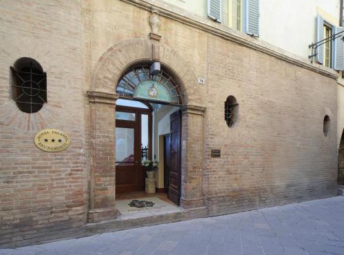 Palazzo Brunamonti Boutique Hotel
