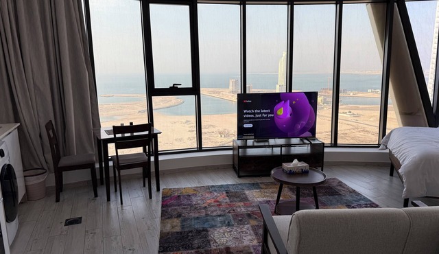 Panoramic Sea View On 27th Floor