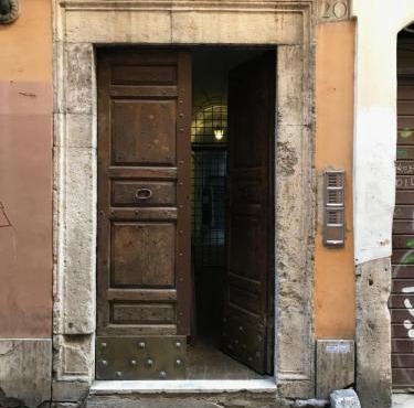 Piazza Farnese