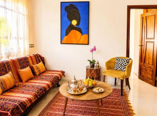 Plage, centre-ville et commerces à pied, Appartement cosy tout confort avec Wi-Fi haut débit, Netflix et climatisation