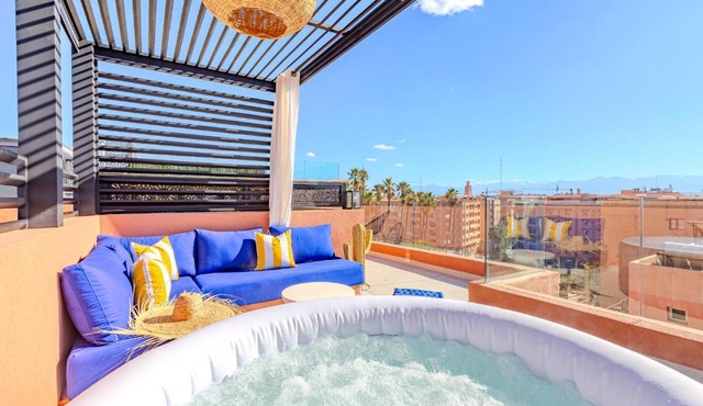 Private Luxury Penthouse Marrakech with Jacuzzi & Pool