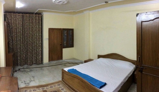 Private Room in Dalanwala