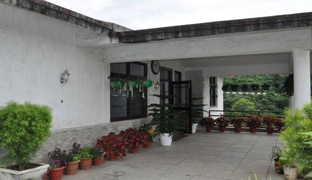 Private Room Near Unison World School