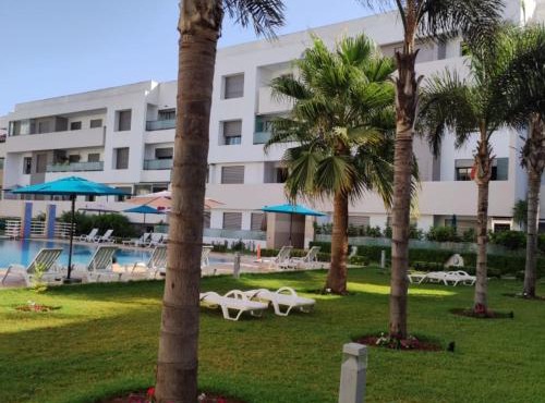 Propriété en Résidence de Haut standing vue piscine plages Mimosas Sablettes