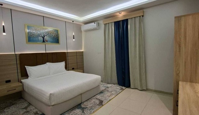 RAHATI STAR SERVICED APARTMENTS