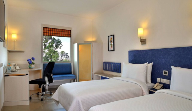 Red Fox by Lemon Tree Hotels, Bhiwadi in Tijara
