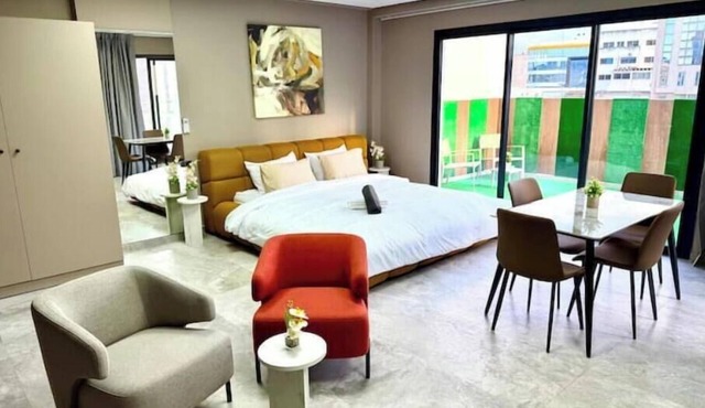Reda's'Apparts (Luxury right in the heart of downtown!)