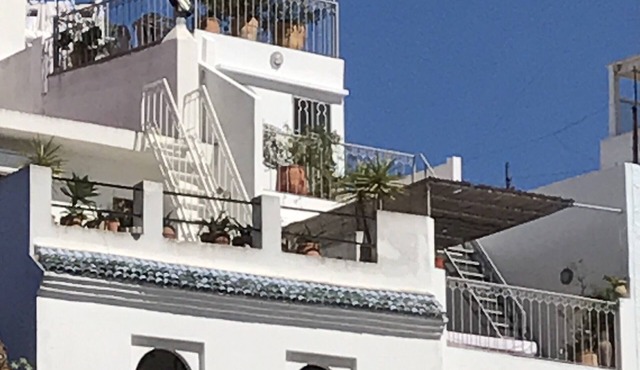 Renovated traditional house, comfort, south-facing terraces, views, sun, calm
