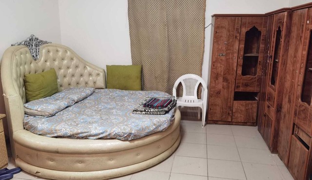 Room for sharing غرفه للمشاركه