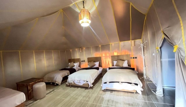 Roses Desert Camp