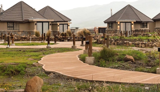 Sani Mountain Lodge