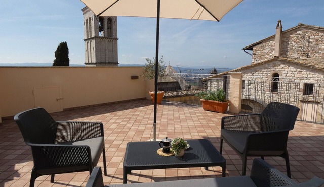 SCAPPO IN UMBRIA, la casa di Eude