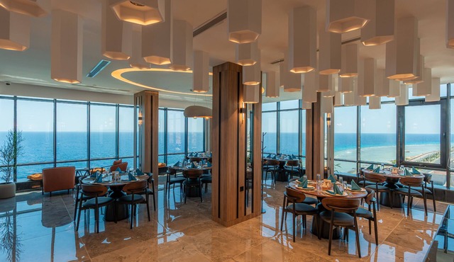 SEA TOWER HOTEL
