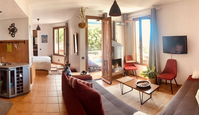 Sea view studio