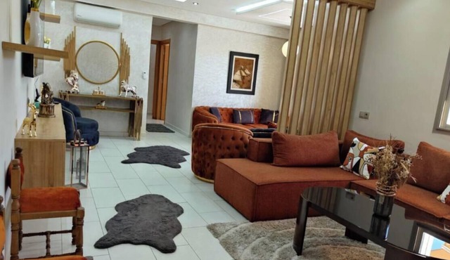 Spacious 2-bedroom apartment + terrace near Gueliz and Majorell city center