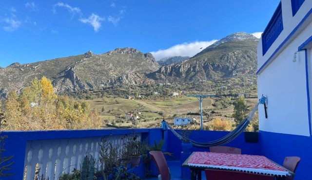 Spacious apartment with terrace - 2 bedrooms, 5 beds, fully equipped in Chefchaouen