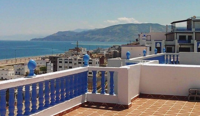 Spacious Ground Floor Apartment w/Private Patio
