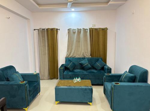 Spacious Modern 3 bhk Apartment Fully furnished