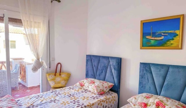 Spacious terrace, pool and access to the sea.
