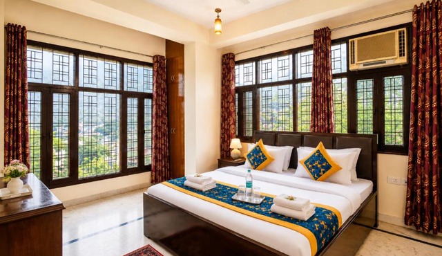 Stay Blessed Ganga View Apartments - 3BHK & 1BHK, Tapovan, near Ganga and Laxman Jhula Rishikesh