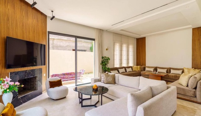 Sublime "villa A" Marrakech 3km center/4 place Jemaa El fna & 5km airport.