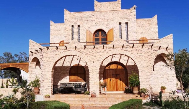 Summer getaway: villa with pool, Essaouira
