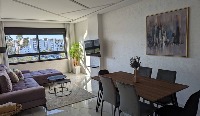 Superb 2BR & 2BA with Seaview in the heart of Tangier