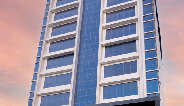 The Gate Hotel and Apartments