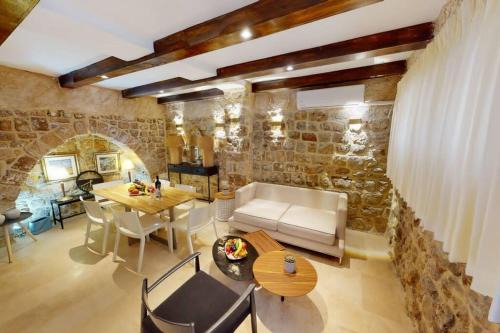 The house in the Ramchal