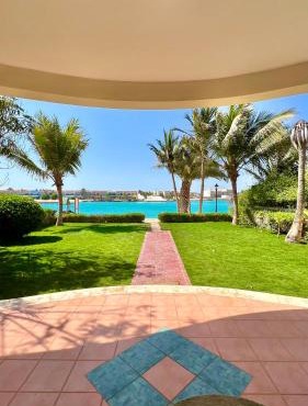 The Palm Villa in Durrah - فيلة ذا بالم في درة العروس