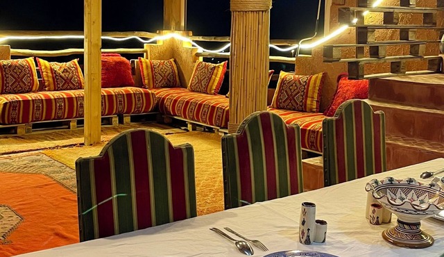 Tremendous 4-bedroom bed & breakfast in tranquil Imi Ouaddar